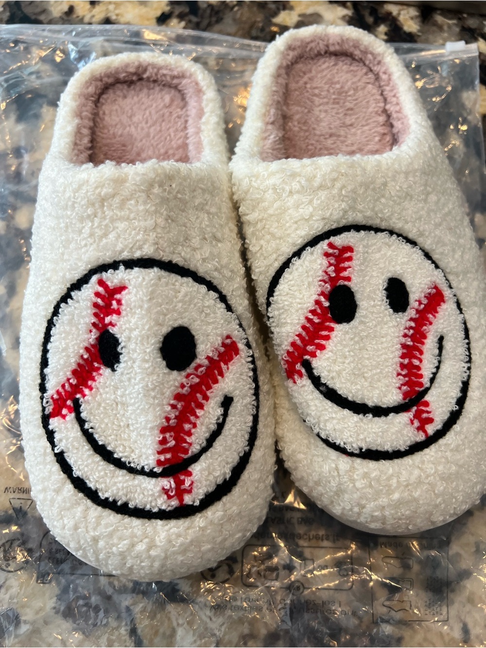 Women’s white Baseball Smiley face  Slippers size 9.5-10